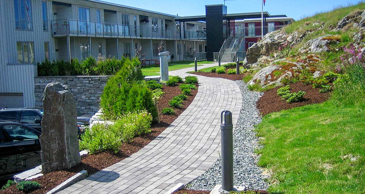 anleggsgartnerarbeid i borettslag.